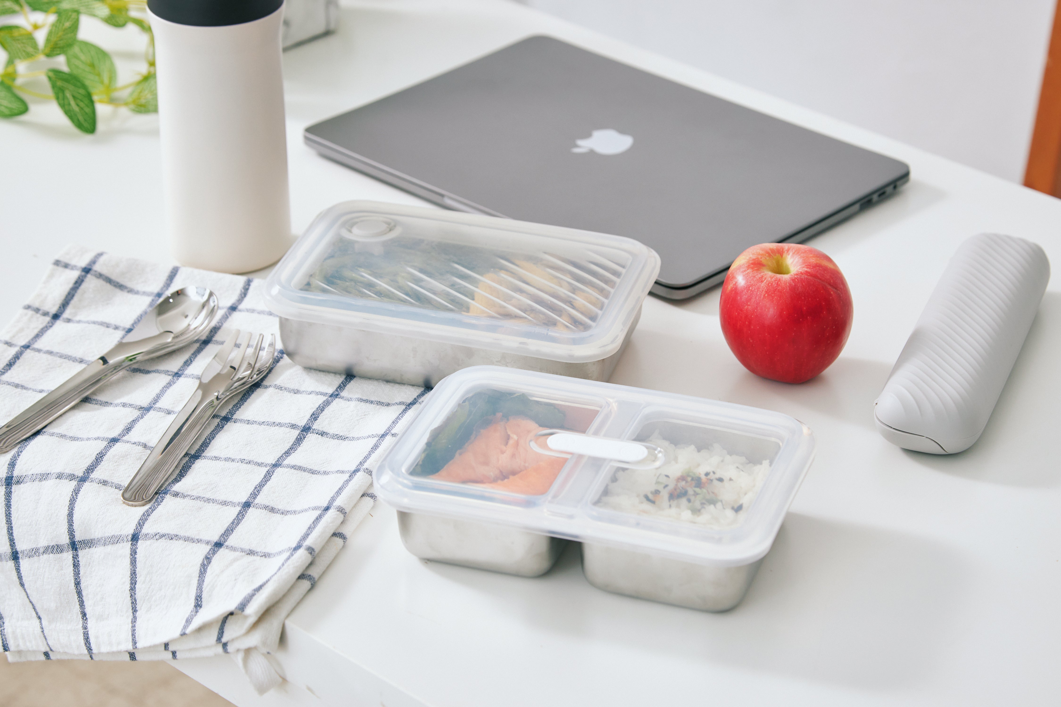 別再「混」啦!拒絕便當變雜菜,Double Box 分隔保鮮盒,讓你走到哪都能好好享受美食不混味