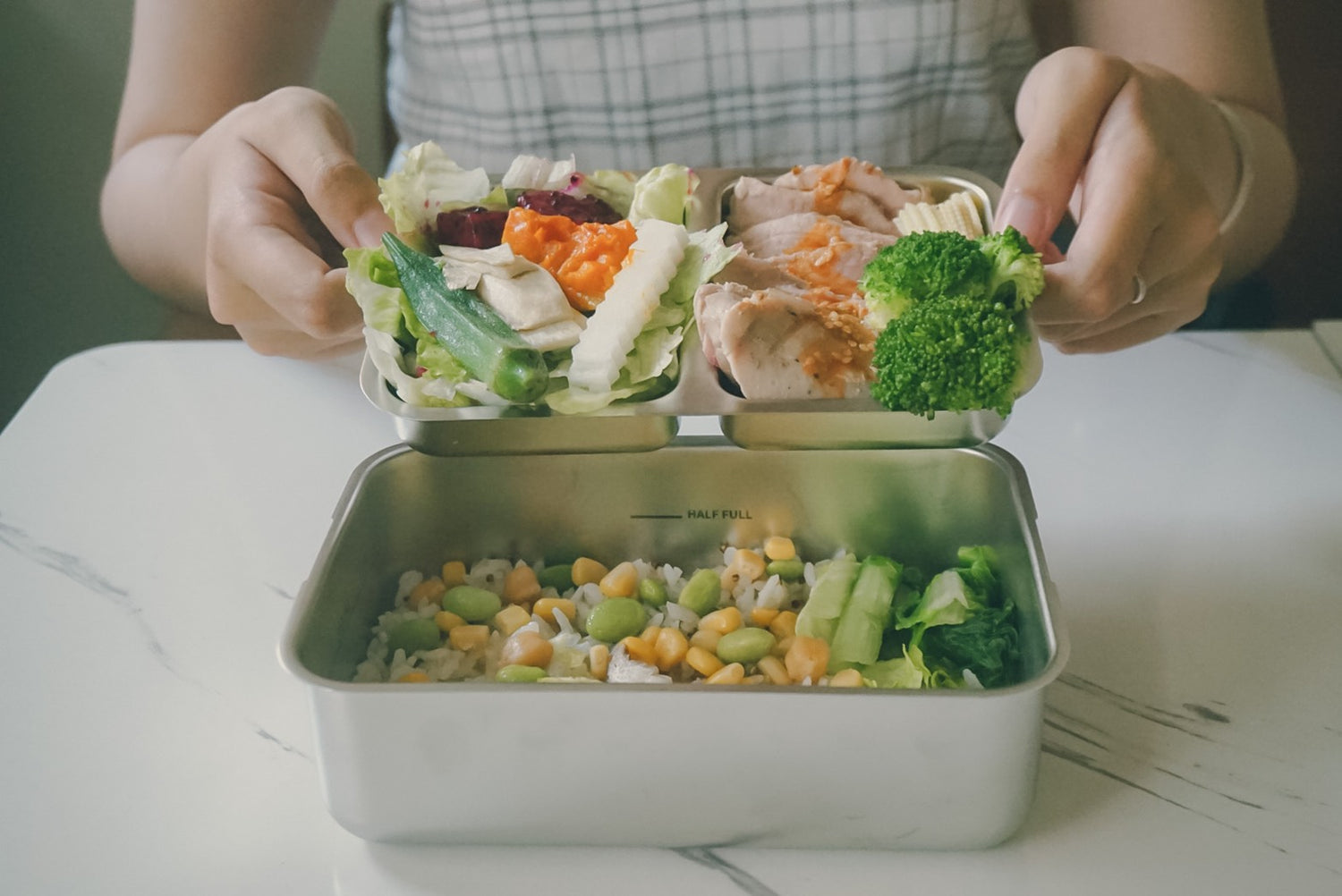 多款顏色自由配,上班族必備的可微波不鏽鋼便當 By 彰化美食水水 Lydia